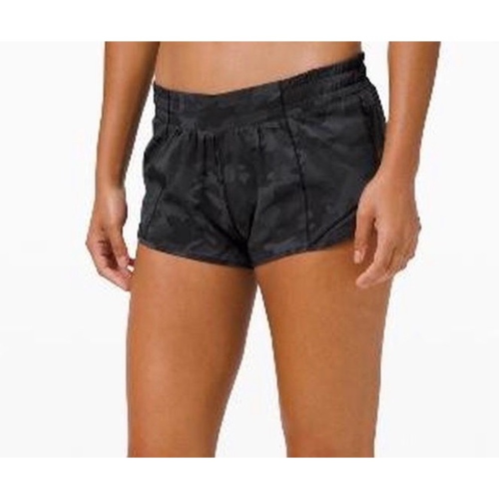 Lululemon camo hotty hot shorts, 2"